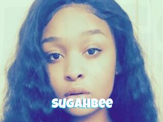 Sugahbee Miss Gros Seins