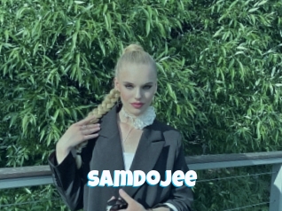 samdojee Miss Gros Seins