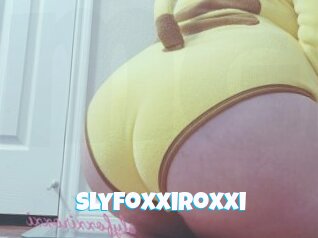 Slyfoxxiroxxi