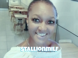 stallionmilf Miss Gros Seins