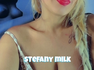 Stefany_milk
