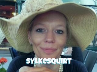 sylkesquirt Miss Gros Seins