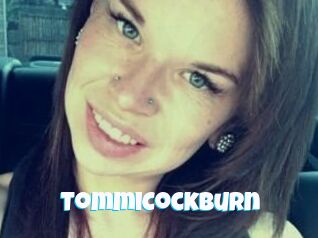 Tommi_Cockburn Miss Gros Seins