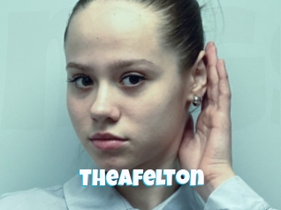 theafelton Miss Gros Seins