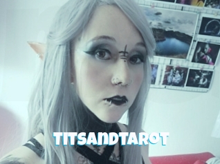 titsandtarot Miss Gros Seins