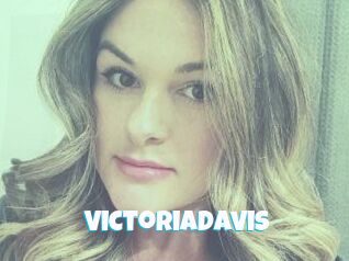Victoria_Davis
