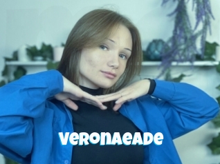 veronaeade Miss Gros Seins