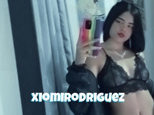 xiomirodriguez Miss Gros Seins